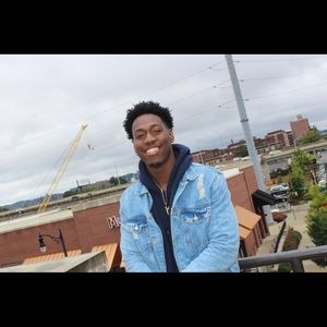 Meet your Posher, Smiley